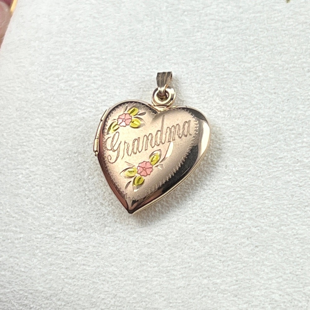 Vintage Gold Filled Locket Grandma Heart Floral Hand Painted 14KT GF Signed TK - Picture 4 of 8